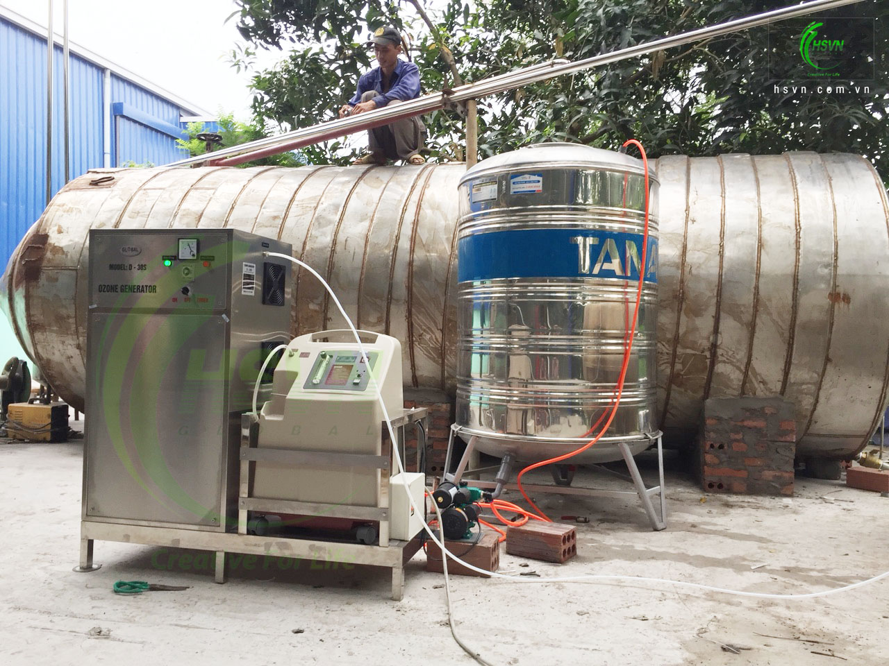 Xử lý khí thải xưởng sản xuất cám chăn nuôi tại quận Long Biên
