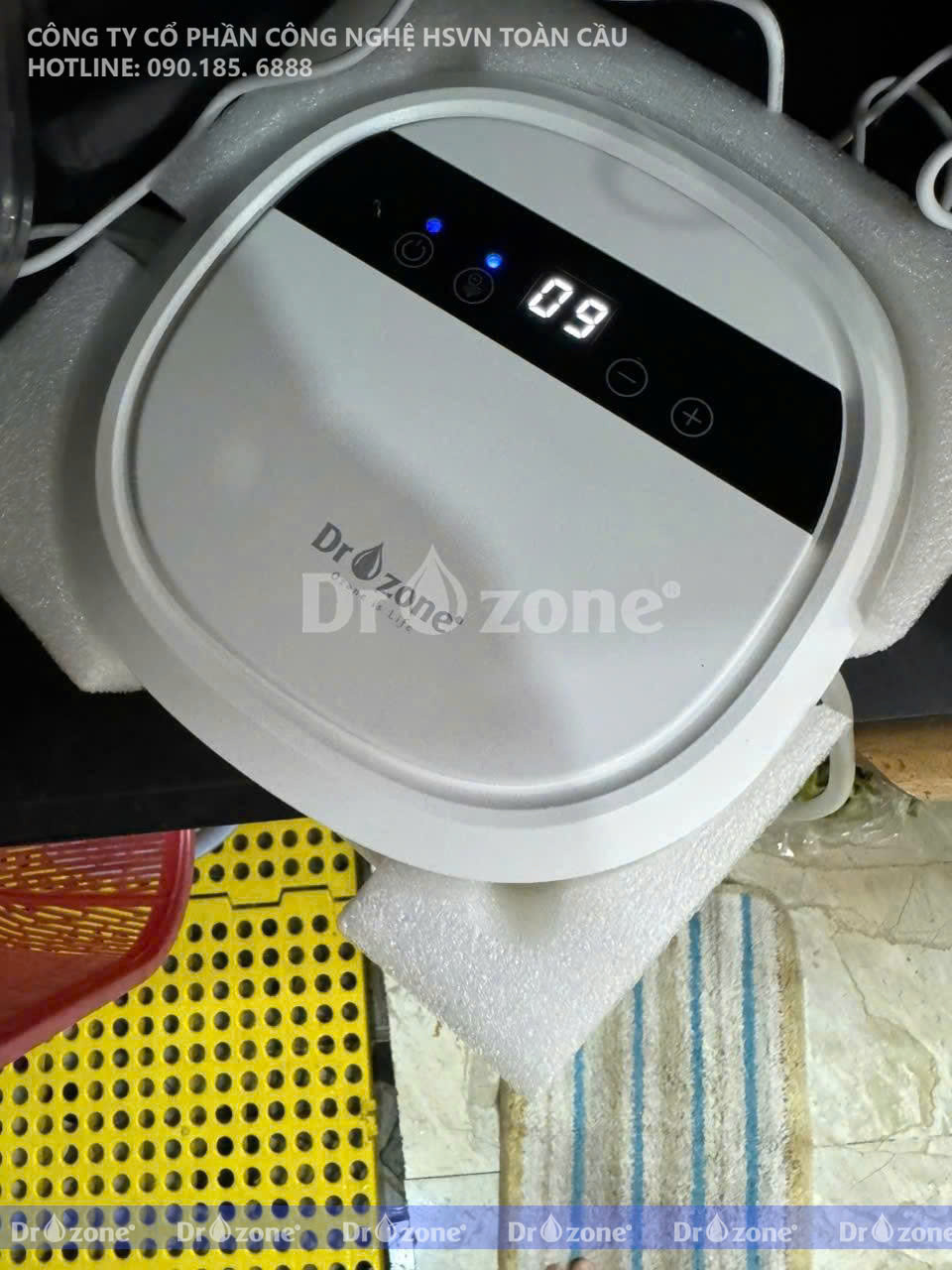 Anh David Nguyen sử dụng máy khử  khuẩn thực phẩm Dr.Ozone tại bếp gia đình mình