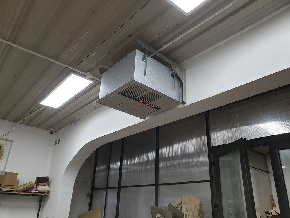 Máy lọc không khí âm trần Dr.Air công nghệ lọc tĩnh điện kết hợp màng lọc HEPA, Carbon, công nghệ khử mùi khử trùng bằng UV và ion âm