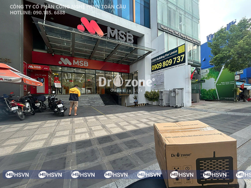 Dự án cung cấp máy Ozone khử mùi phòng ăn tòa nhà 3 Bees Tower của anh Phát tại TP.HCM 2 Máy Ozone khử mùi diệt khuẩn Dr.Ozone Bacteria CE-02