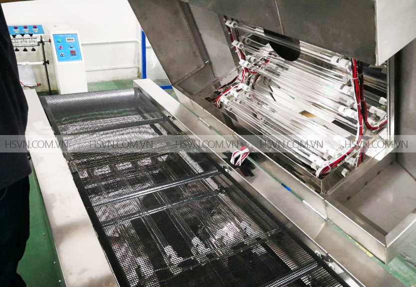 Hình ảnh thực tế Hệ thống băng chuyền khử trùng công nghệ UV Dr.Clean UV320-16B