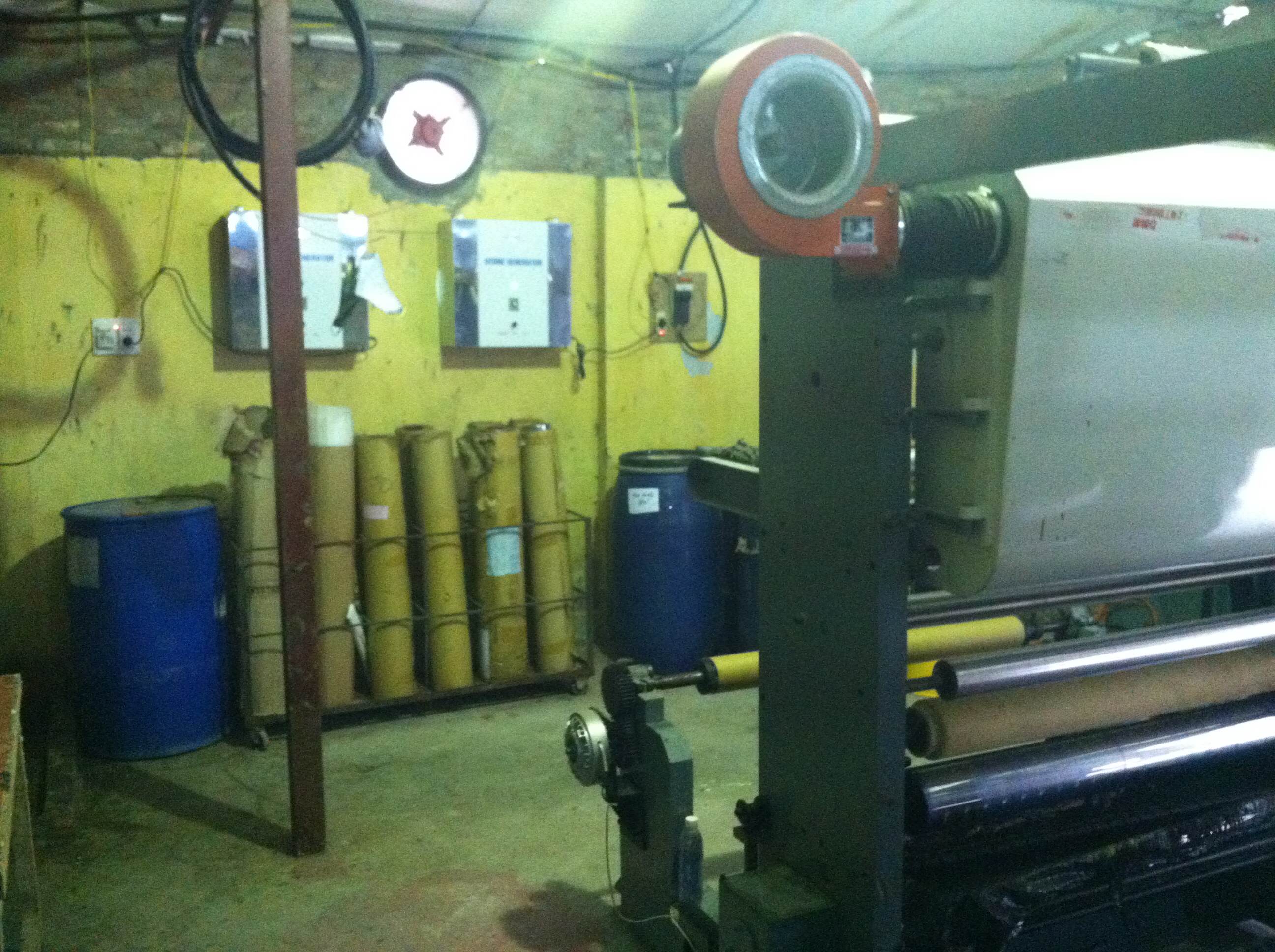 Lắp máy khử mùi cho nhà máy sản xuất băng dính