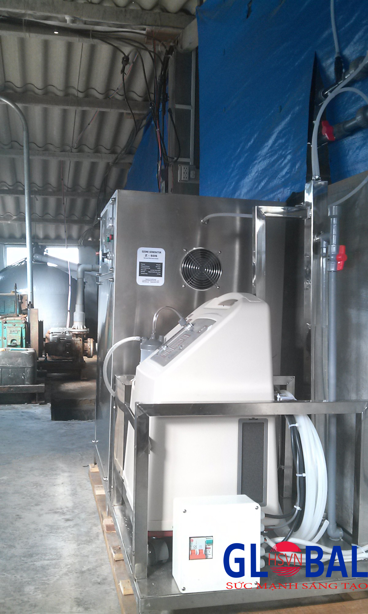 Máy phát oxy đi kèm hỗ trợ cho máy ozone công nghiệp trong xử lý nước