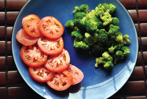 Sử dụng cà chua với bông cải xanh giúp ngăn chặn ung thư