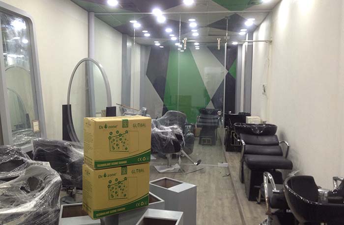 Máy khử mùi ozone Dr.Air A2 được mang đến salon tóc